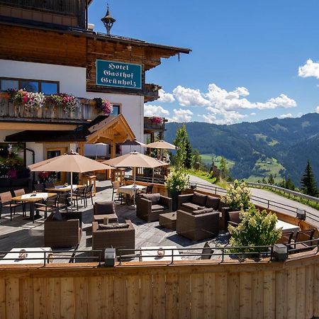 Das Gruenholz Aparthotel Mühlbach Exterior foto