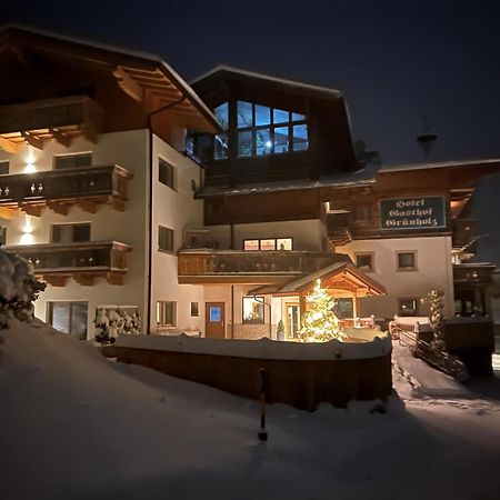Das Gruenholz Aparthotel Mühlbach Exterior foto