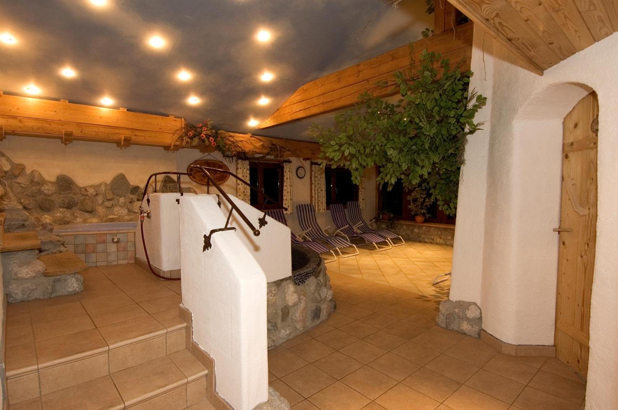 Das Gruenholz Aparthotel Mühlbach Exterior foto