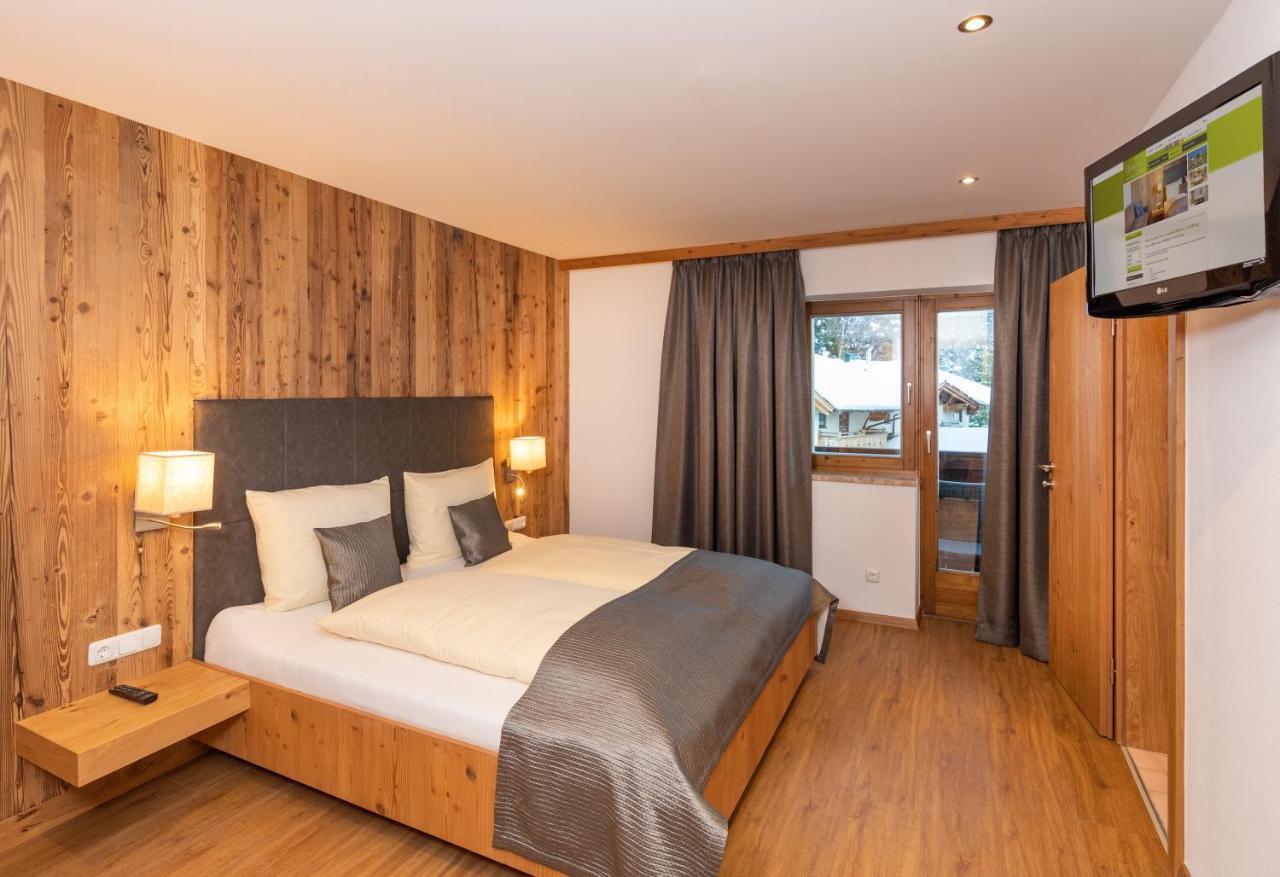 Das Gruenholz Aparthotel Mühlbach Exterior foto