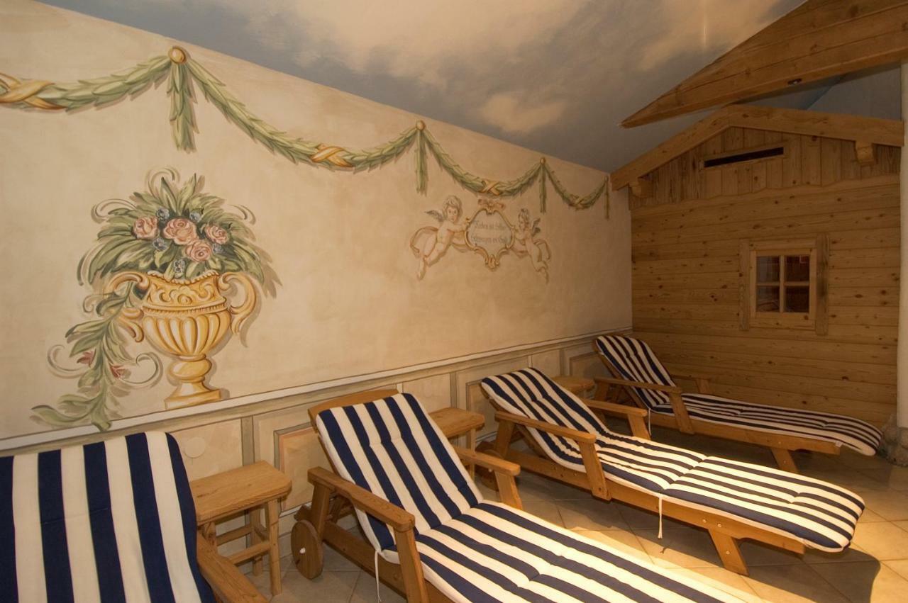 Das Gruenholz Aparthotel Mühlbach Exterior foto